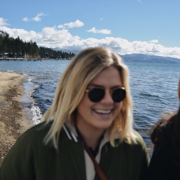 Meet your Posher, Brittany - Picture 2 of 2